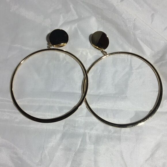 Canvas Large Gold Tone Post Hoop Earrings (G1) - Picture 1 of 8